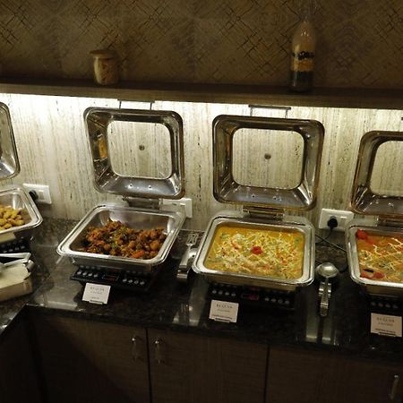 Anaya Beacon Hotel, Jamnagar Exterior photo
