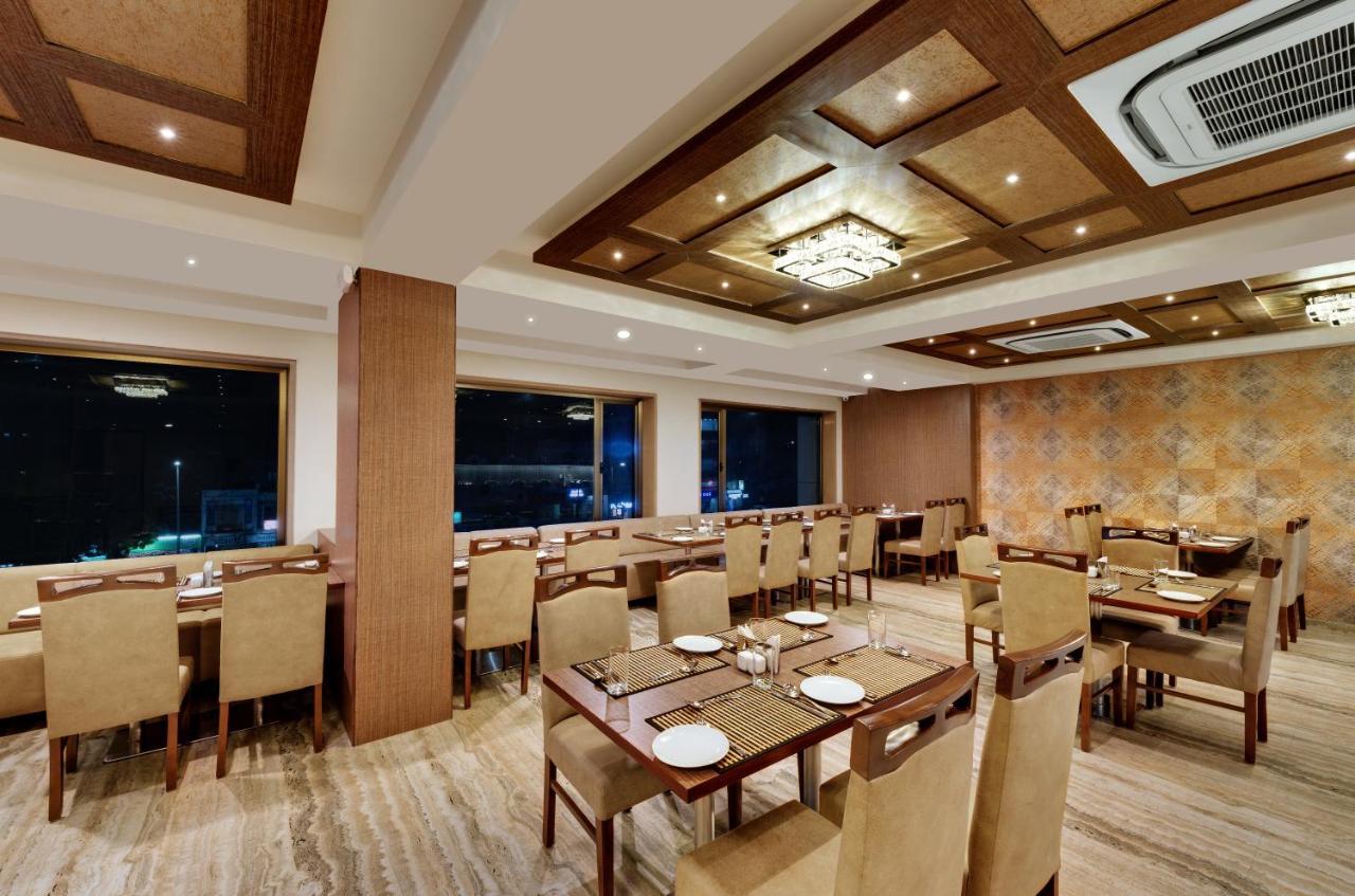 Anaya Beacon Hotel, Jamnagar Exterior photo